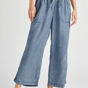 Women’s Splendid brand, Chambray pants. Size S